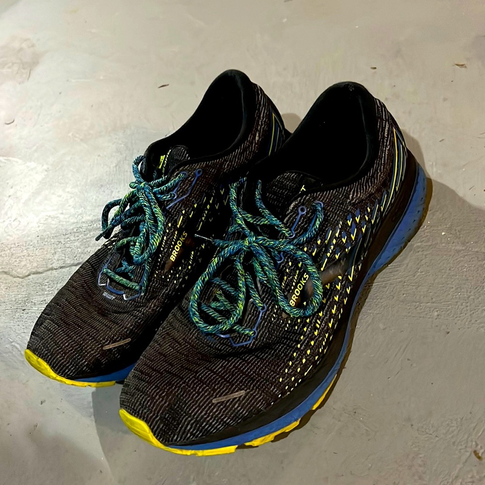 Men’s Brooks ghost running shoes